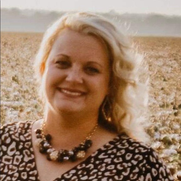 Meet your Posher, Devon - Picture 2 of 2